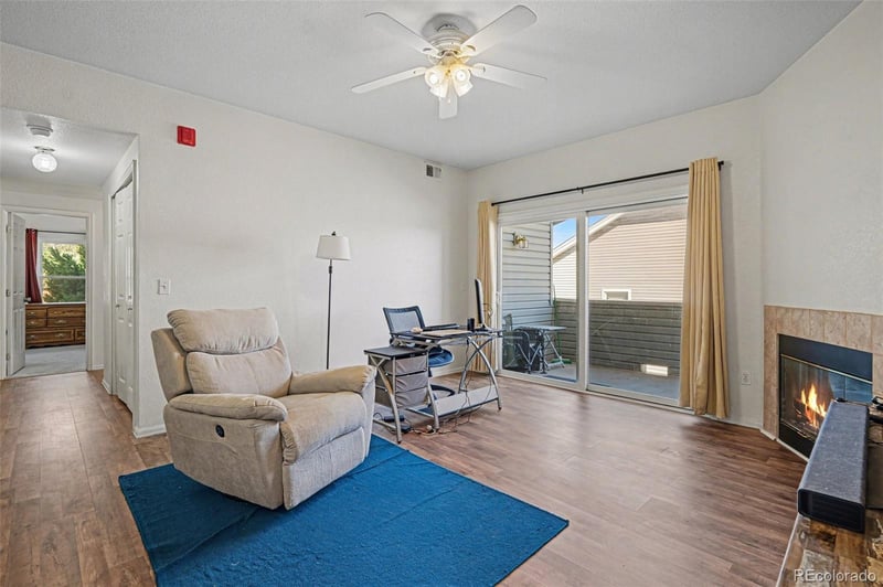 912 Yampa St #208, Aurora, CO 80017