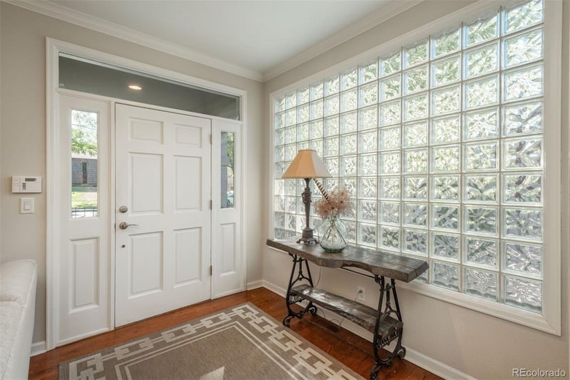 323 Monroe St, Denver, CO 80206