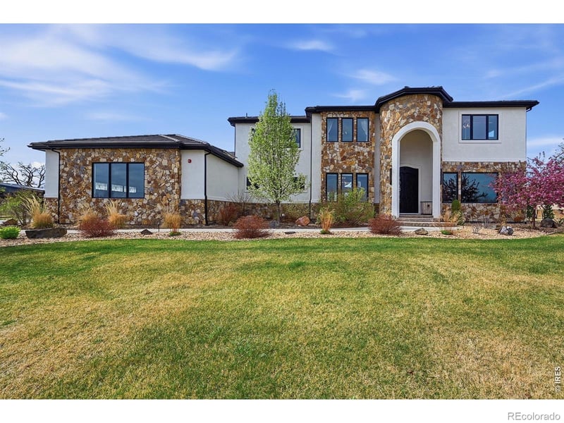 8680 Summerlin Pl, Longmont, CO 80503