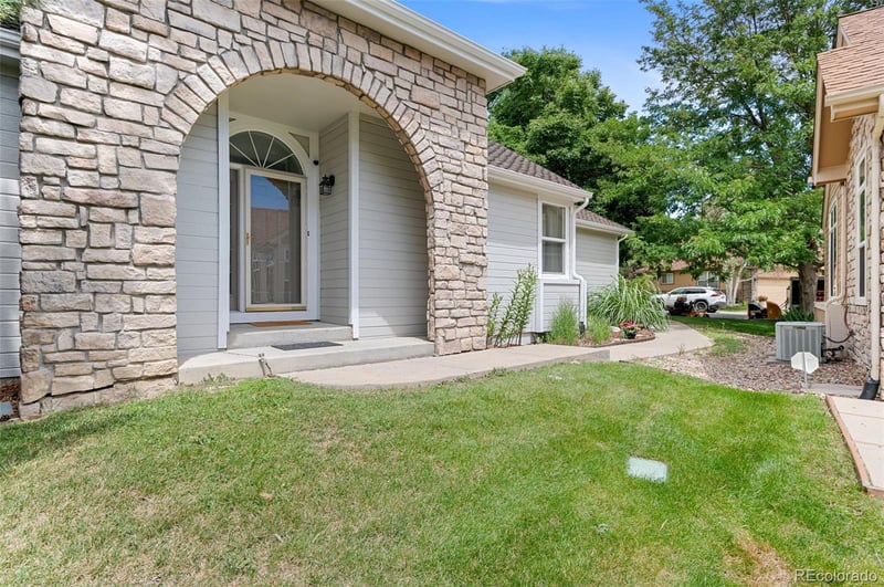 1817 Peregrine Ln, Broomfield, CO 80020