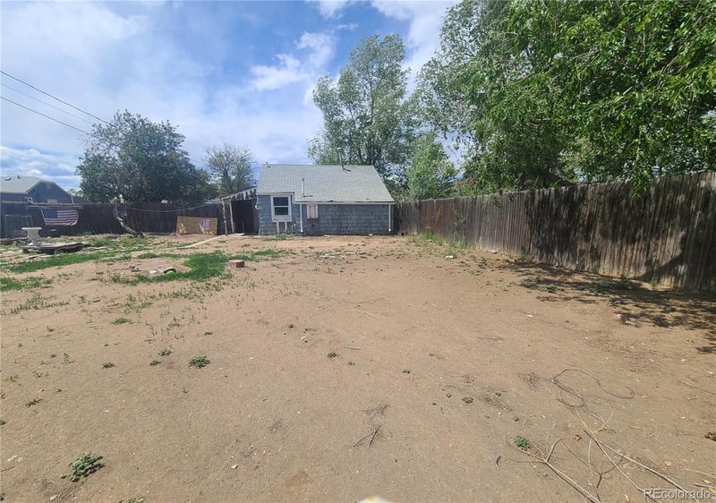 2218 Fulton St, Aurora, CO 80010