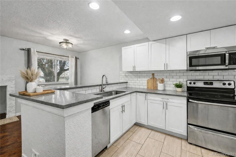 10490 Jewell Ave #E, Lakewood, CO 80232