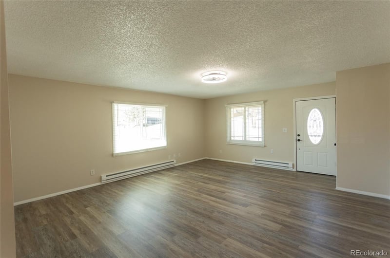 2205 Chestnut St, Colorado Springs, CO 80907