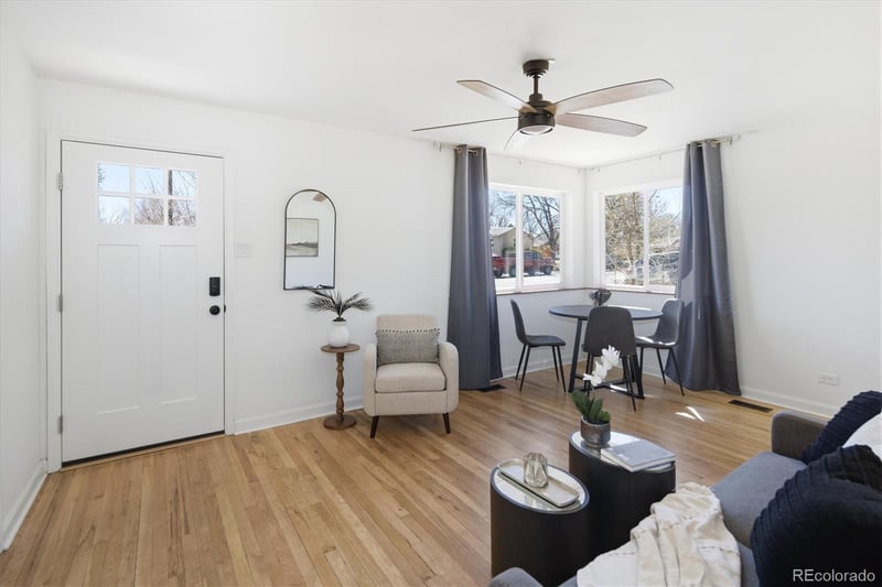 1317 Geneva St, Aurora, CO 80010