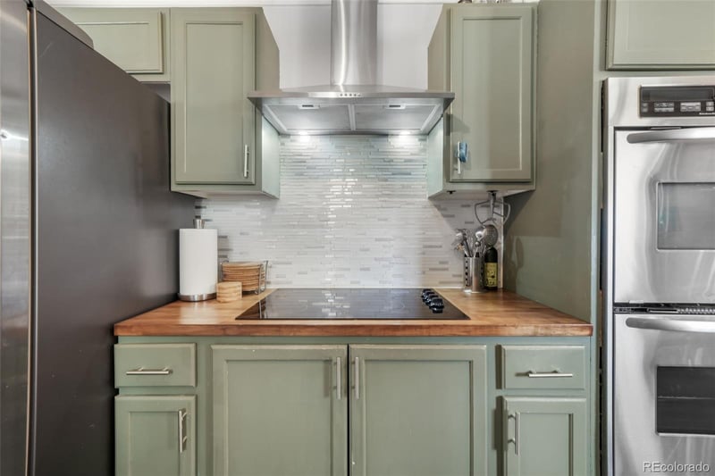 140 Kendall St, Lakewood, CO 80226