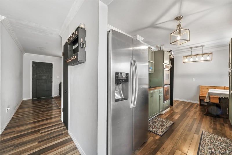 140 Kendall St, Lakewood, CO 80226