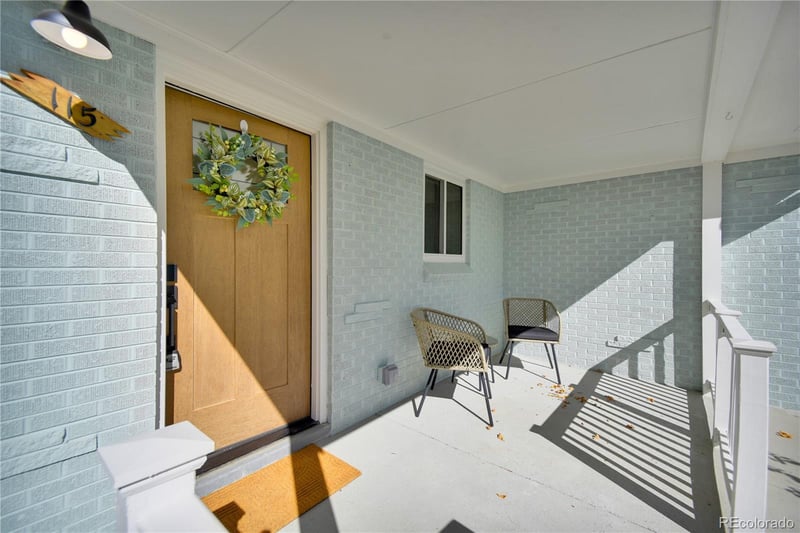 115 Hemlock Way, Broomfield, CO 80020