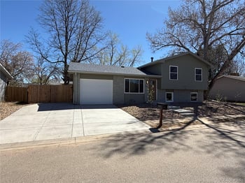 1820 Lyonesse St, Lafayette, CO 80026