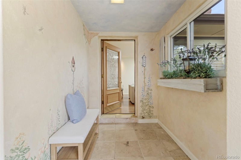 221 Magnolia St, Denver, CO 80220