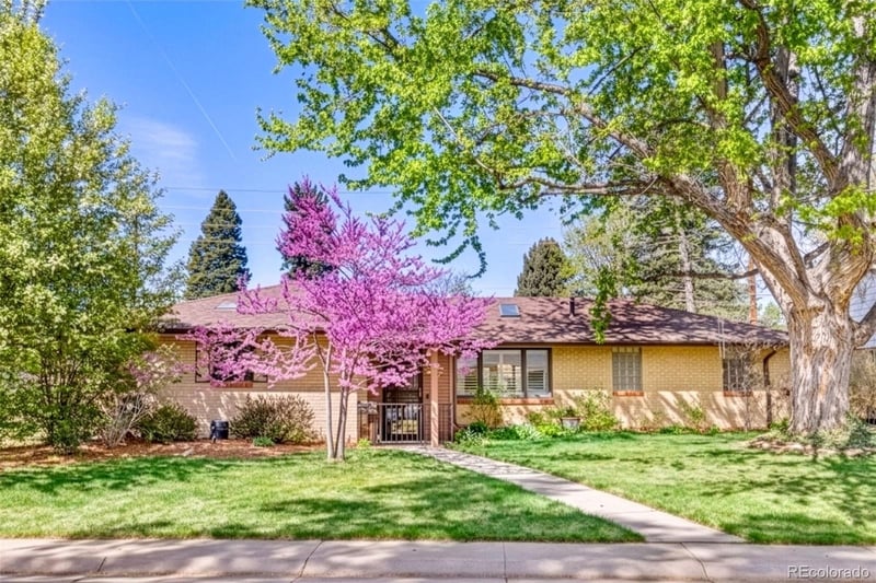 221 Magnolia St, Denver, CO 80220