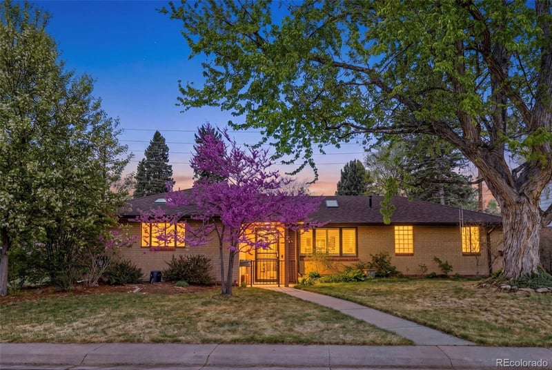 221 Magnolia St, Denver, CO 80220