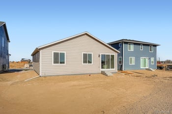 55015 28th Pl, Strasburg, CO 80136