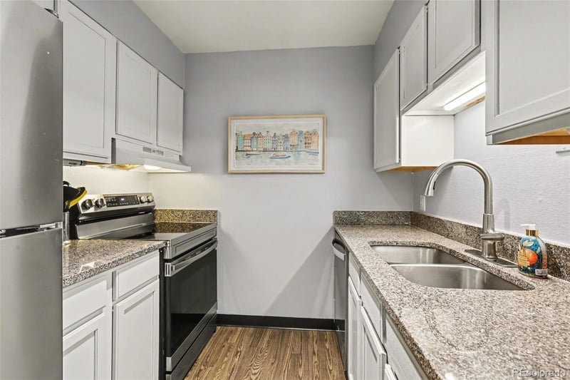 2227 Canyon Blvd #211, Boulder, CO 80302