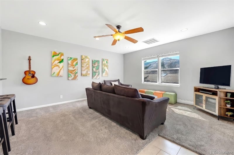 809 5th St #201, Golden, CO 80403