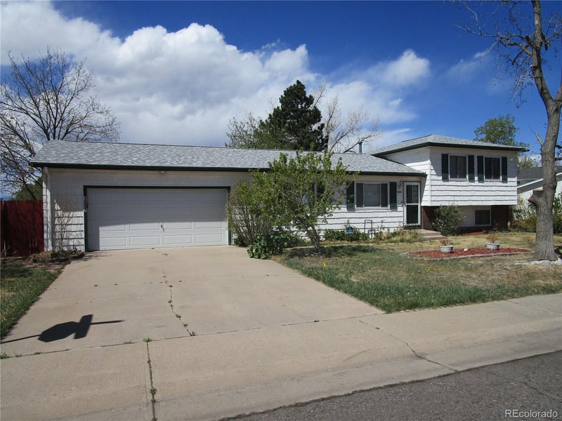 1093 Macon Way, Aurora, CO 80012