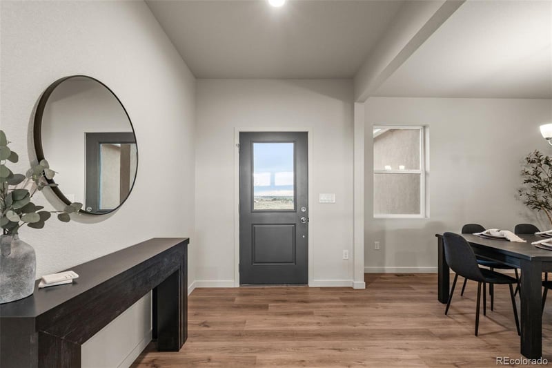 353 Ashford Dr, Pueblo, CO 81007