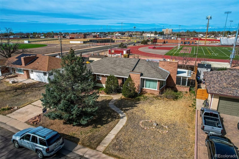 385 Sunset Dr, Brighton, CO 80601