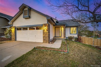 7516 Dawn Dr, Littleton, CO 80125