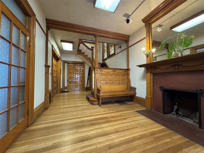 1625 N Downing St, Denver, CO 80218