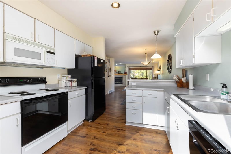 735 Lagoon Dr #D, Frisco, CO 80443