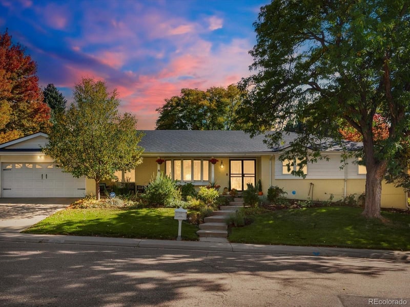8566 E Lehigh Ave, Denver, CO 80237