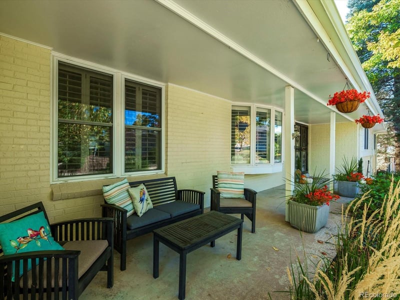 8566 E Lehigh Ave, Denver, CO 80237