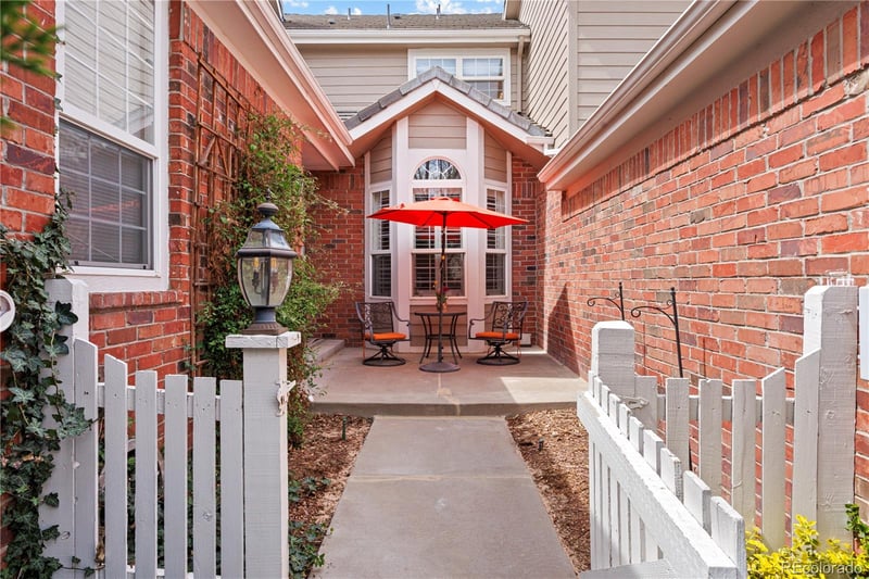 9843 Firestone Cir, Lone Tree, CO 80124