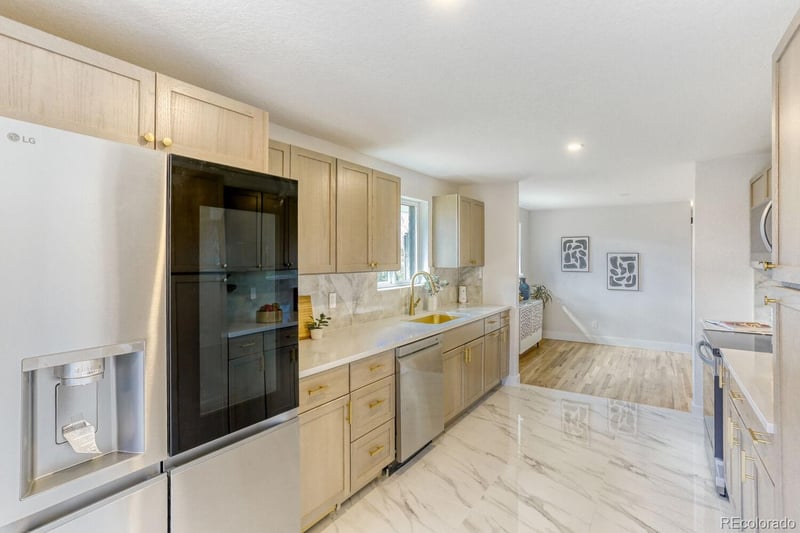 6695 Ogden St, Centennial, CO 80121