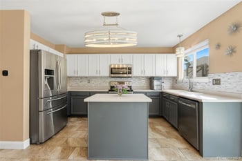 4844 Apollo Bay Dr, Highlands Ranch, CO 80130