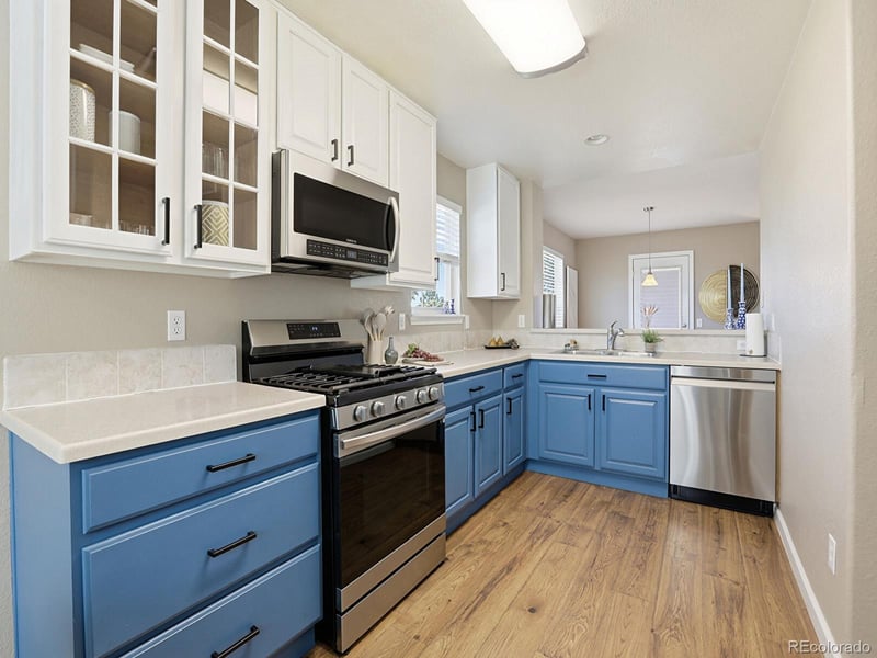 22062 Irish Dr, Aurora, CO 80016