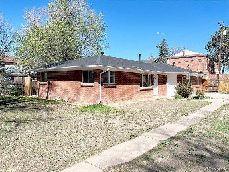 1654 Beeler St, Aurora, CO 80010