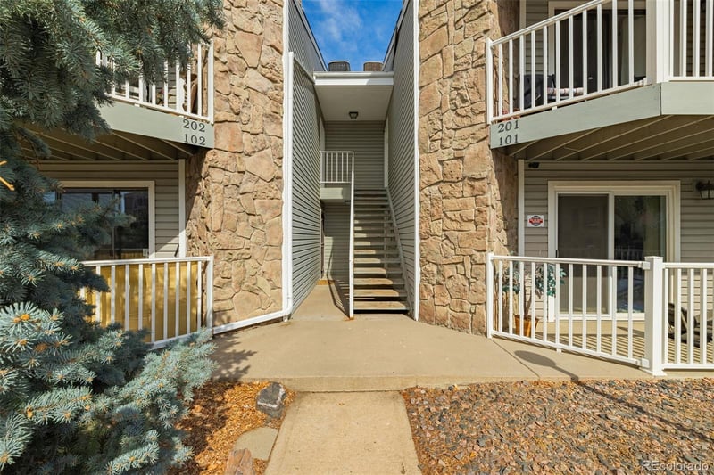 18301 Kepner Pl #201, Aurora, CO 80017