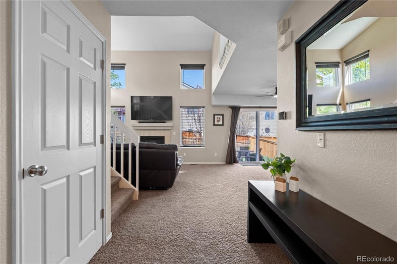 9835 Sydney Ln, Highlands Ranch, CO 80130