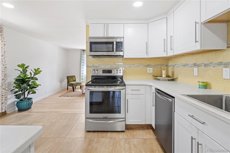 5325 5th Ave, Lakewood, CO 80226