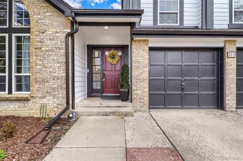 211 Durham Ct, Castle Pines, CO 80108