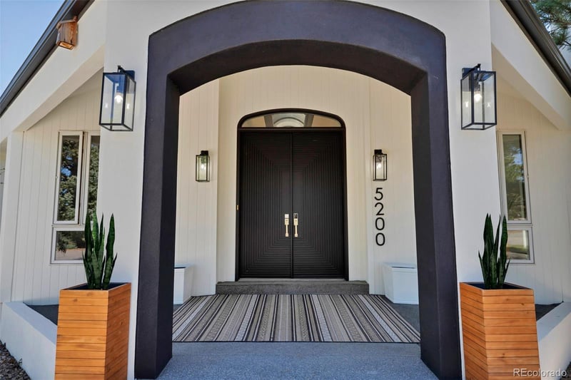 5200 Sunset Dr, Bow Mar, CO 80123