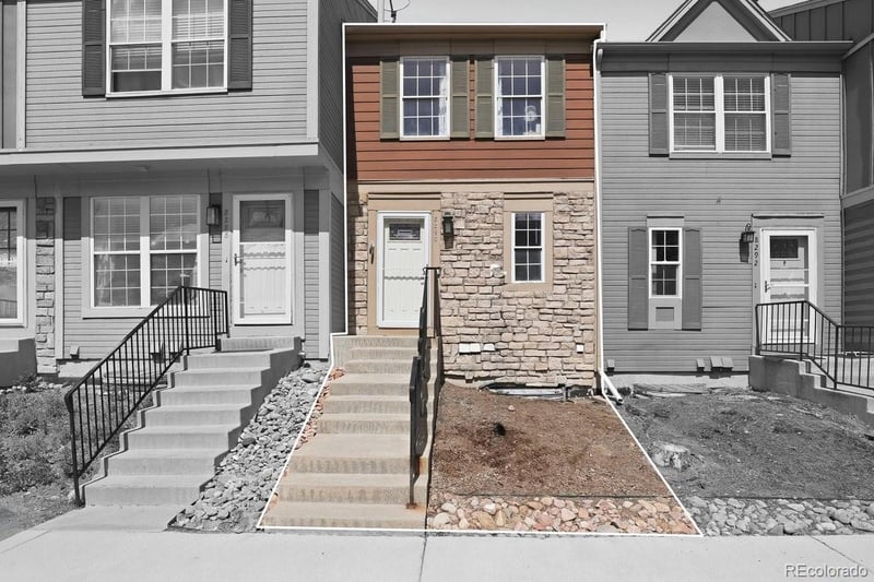 8290 Fillmore Cir, Centennial, CO 80122