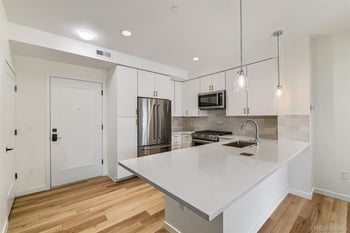 7357 Grandview Ave #203, Arvada, CO 80002