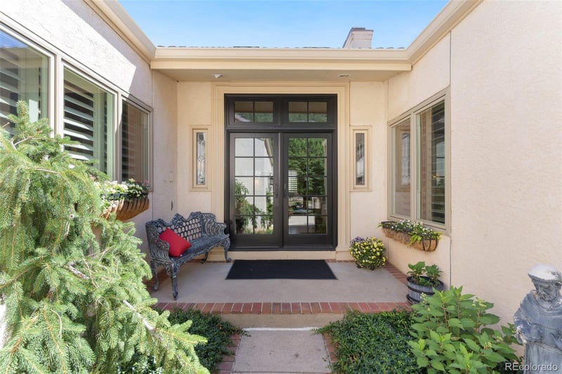 4015 Hermitage Dr, Colorado Springs, CO 80906