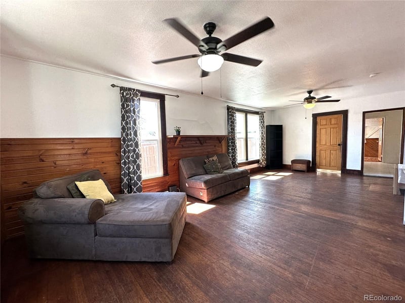 1039 Carteret Ave, Pueblo, CO 81004