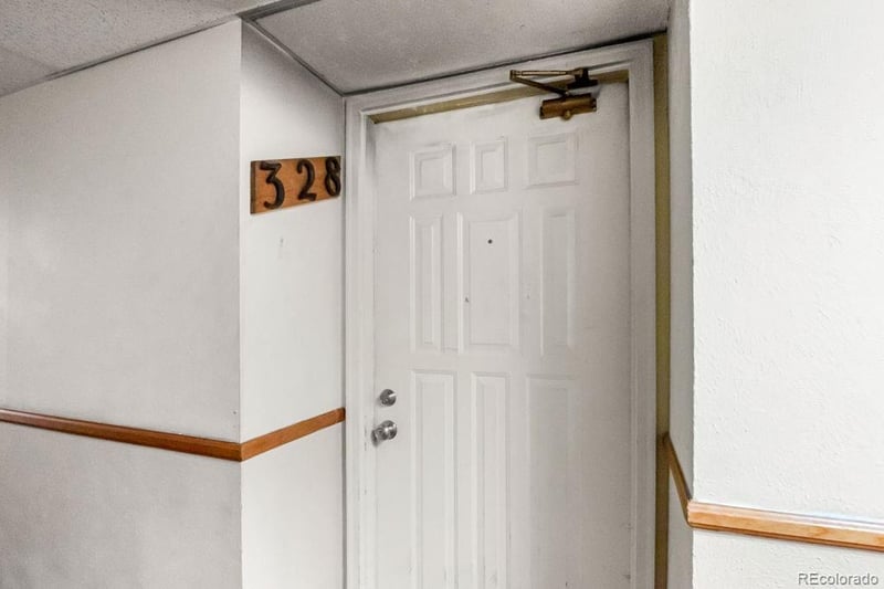 14760 Kentucky Dr #328, Aurora, CO 80012