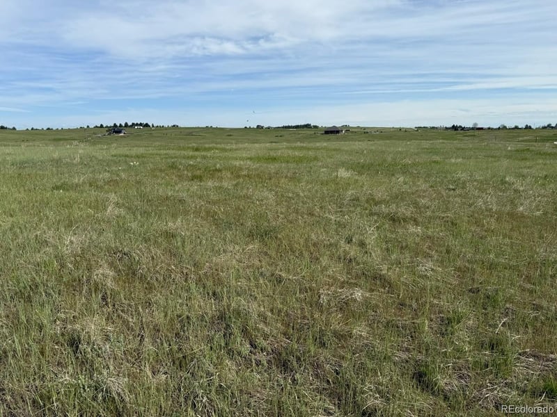 35501 Cheyenne Trl, Elizabeth, CO 80107