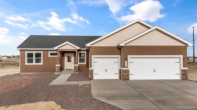 1438 Moonbeam Dr, Pueblo West, CO 81007
