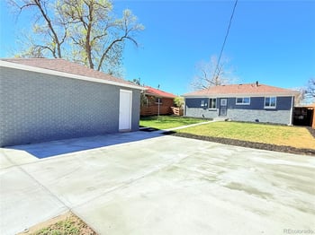 3280 Leyden St, Denver, CO 80207