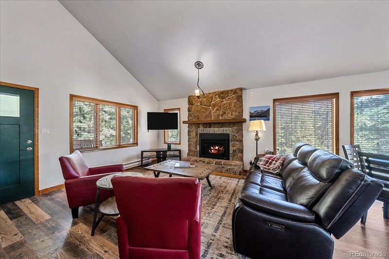 9098 Lariat Ln, Evergreen, CO 80439