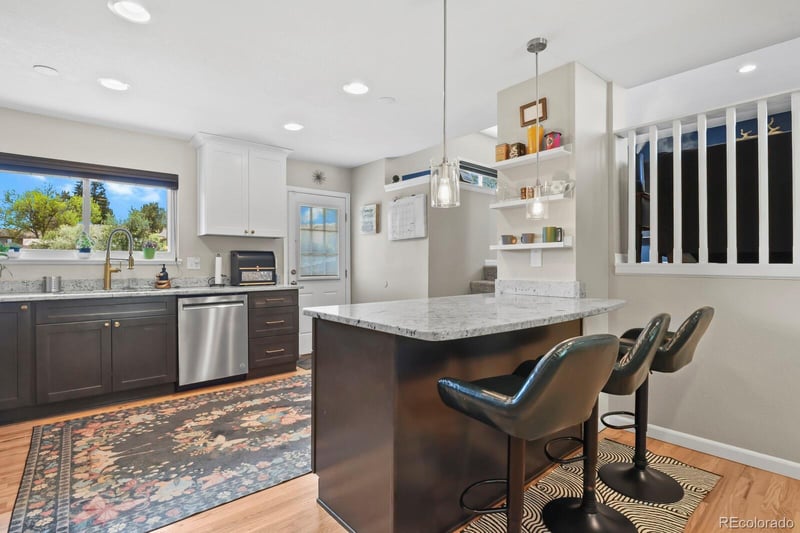 15726 Bails Dr, Aurora, CO 80017