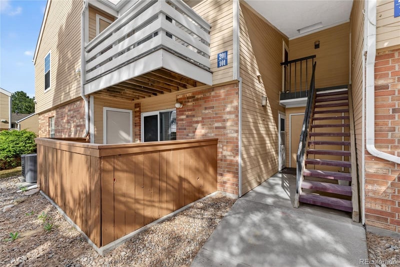 3320 Ammons St #101, Lakewood, CO 80227