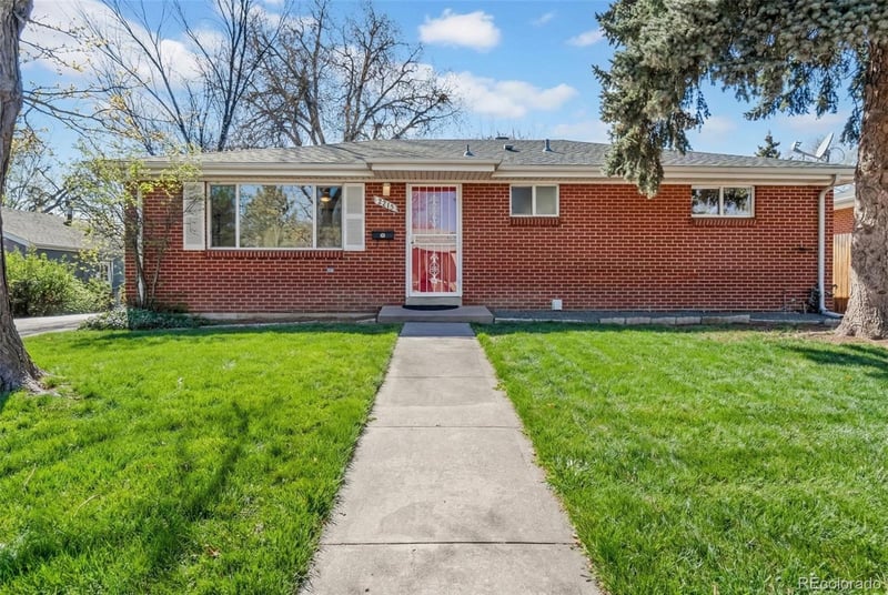 2275 Clermont St, Denver, CO 80222