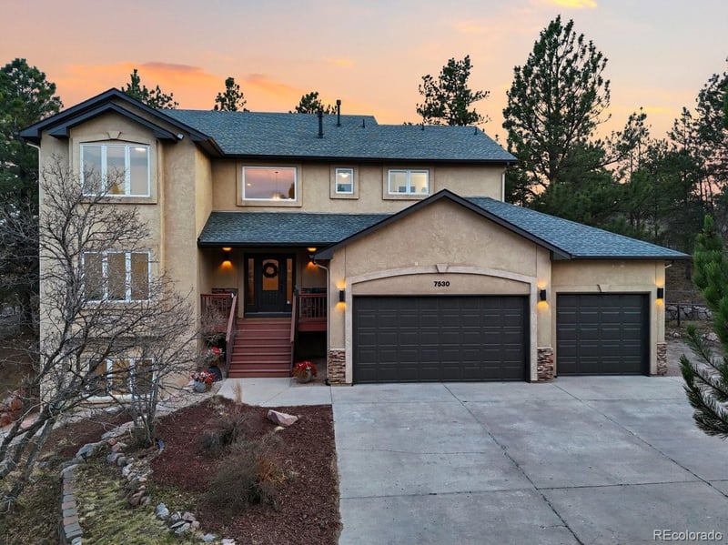 7530 Winding Oaks Dr, Colorado Springs, CO 80919