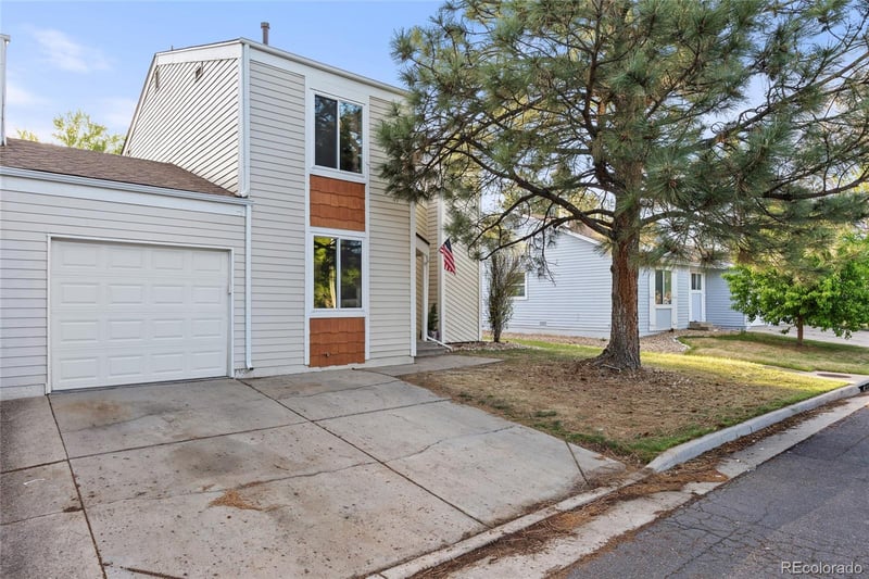 16129 E Rice Pl #B, Aurora, CO 80015